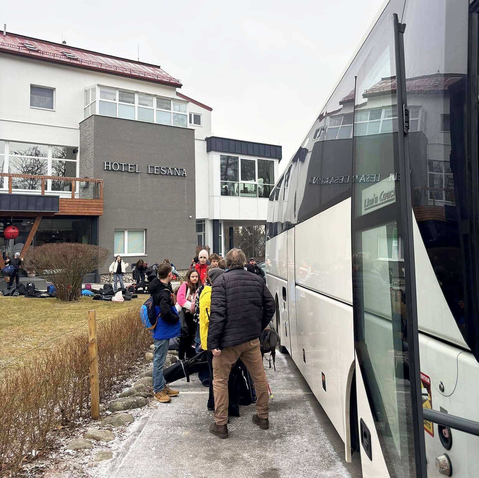 prenajom autobusu so soferom trencin